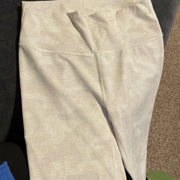 Cameo leggings - Picture 1 of 2